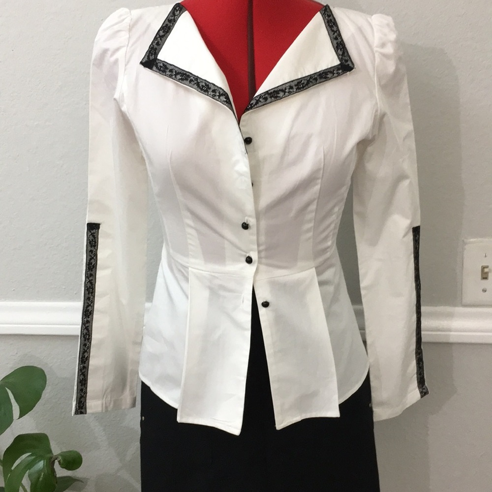 Saravivi blouse
